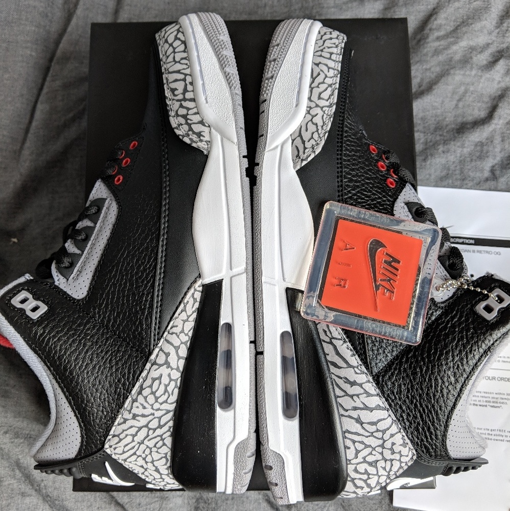 AJ 3 retro OG dead stock